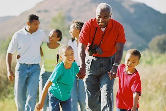 https://me-encantas.com/2023/01/31/7-actividades-para-hacer-en-familia-en-casa